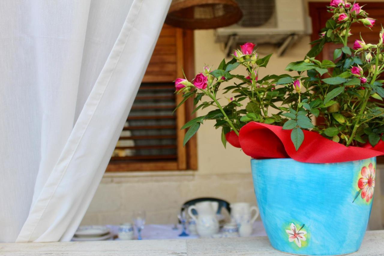 Lo Yacht Hotel Porto Cesareo Buitenkant foto
