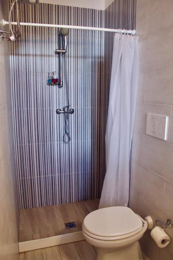 Lo Yacht Hotel Porto Cesareo Buitenkant foto